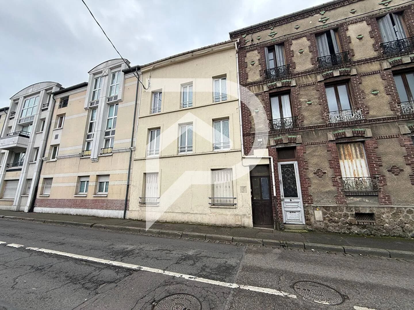 Immeuble de rapport 270 m² - Photo 1