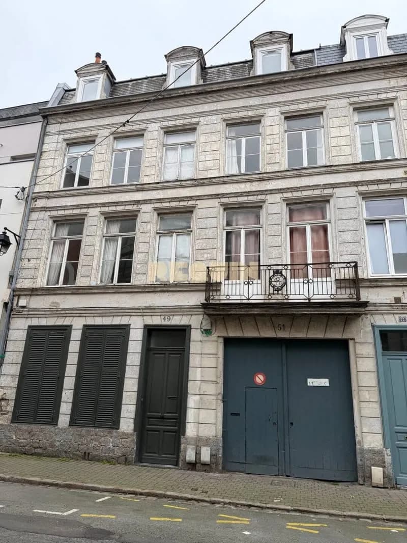 Immeuble 215 m² - Photo 1