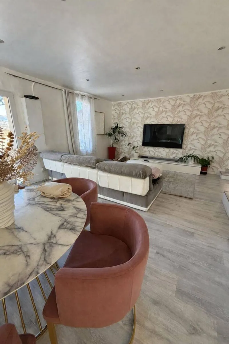 Immeuble de rapport 200 m² - Photo 1