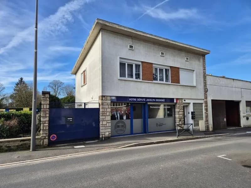 Immeuble 180 m² - Photo 1
