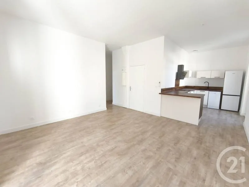 Immeuble 200 m² - Photo 1