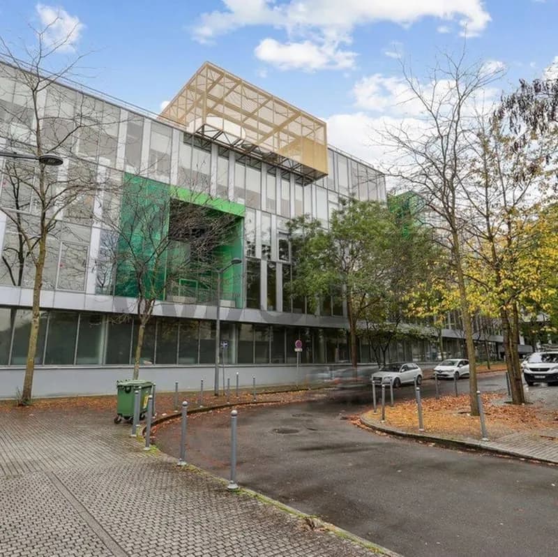 Immeuble de rapport 4536 m² - Photo 1