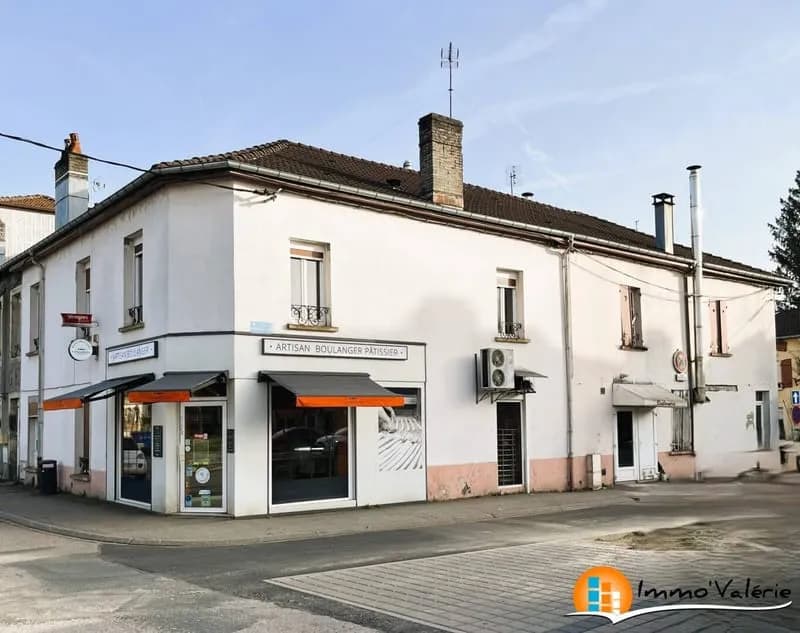 Immeuble 243 m² - Photo 1