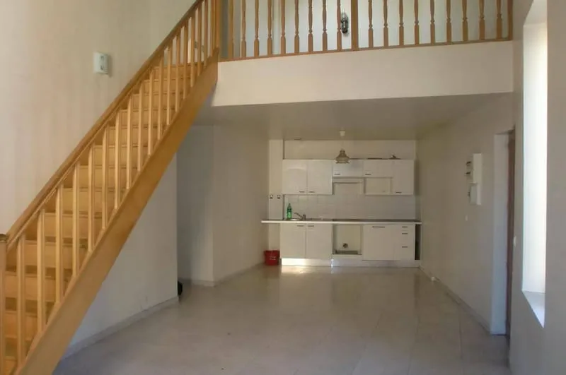 Immeuble 225 m² - Photo 1