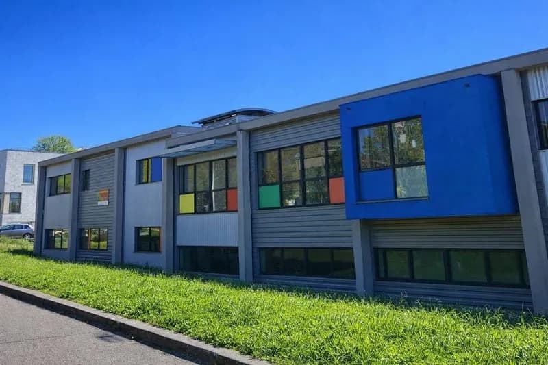 Immeuble 165 m² - Photo 1