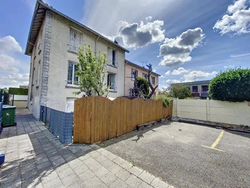 Immeuble 157 m² - Photo 1