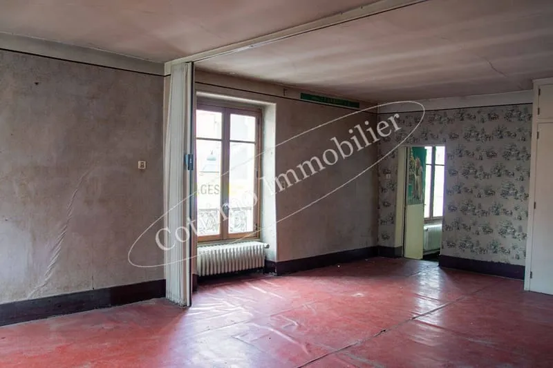 Immeuble 180 m² - Photo 1