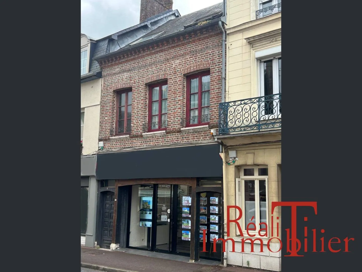 Immeuble de rapport 150 m² - Photo 1