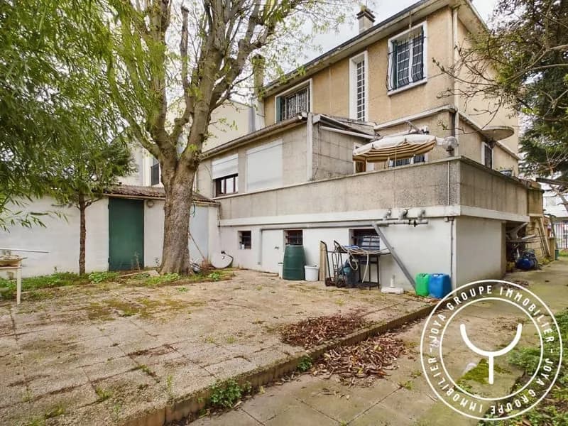 Immeuble de rapport 160 m² - Photo 1
