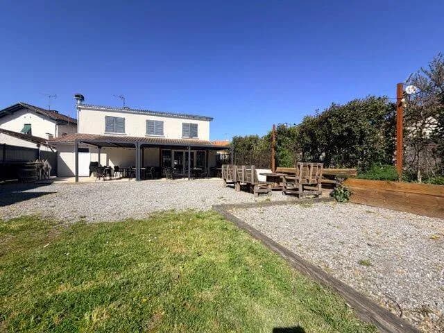 Immeuble 248 m² - Photo 1