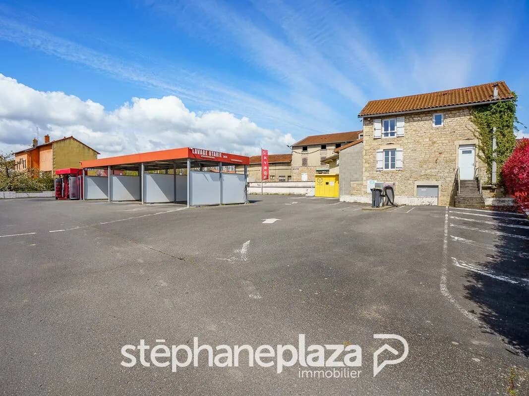 Immeuble 150 m² - Photo 1