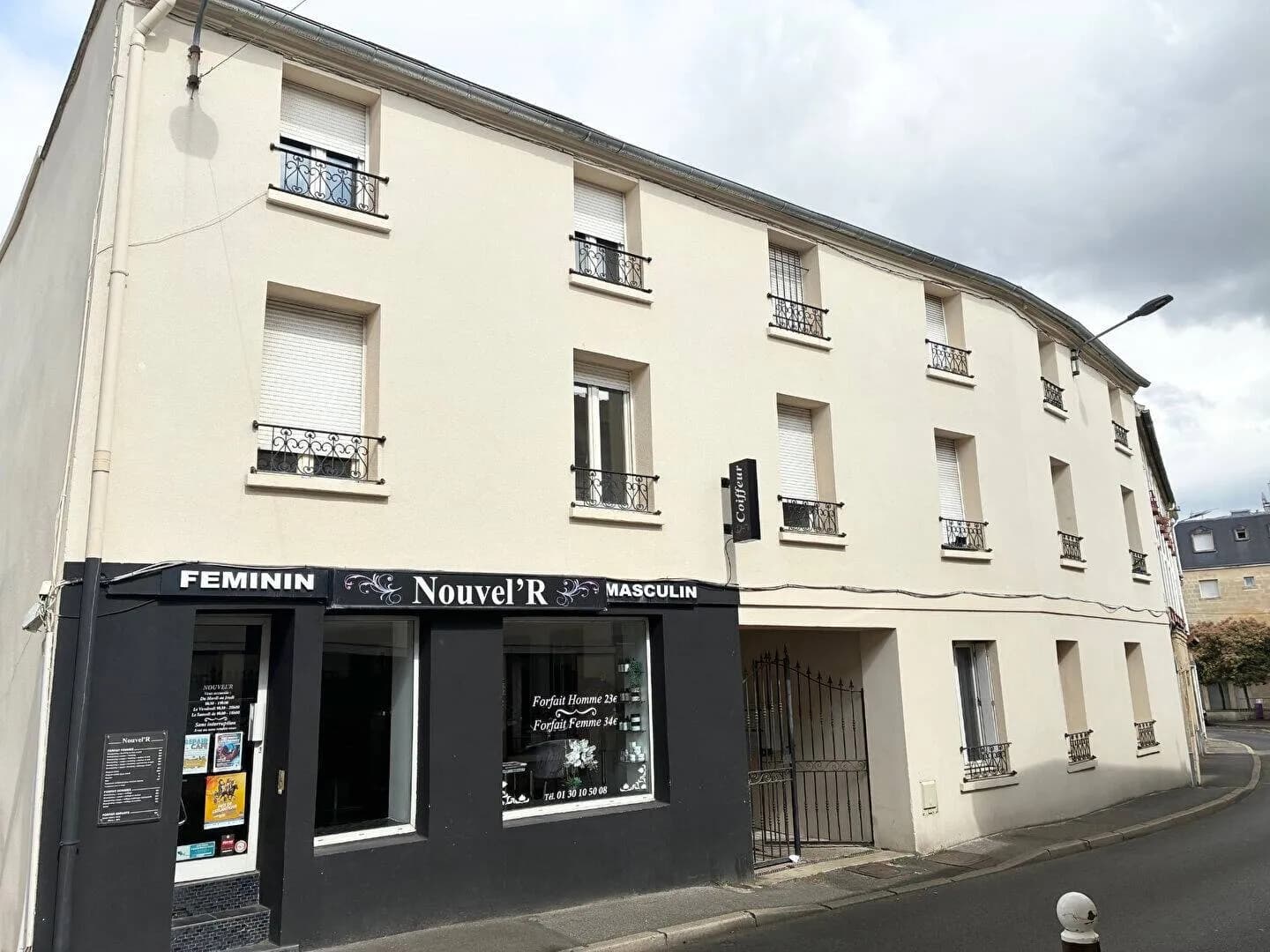 Immeuble 345 m² - Photo 1