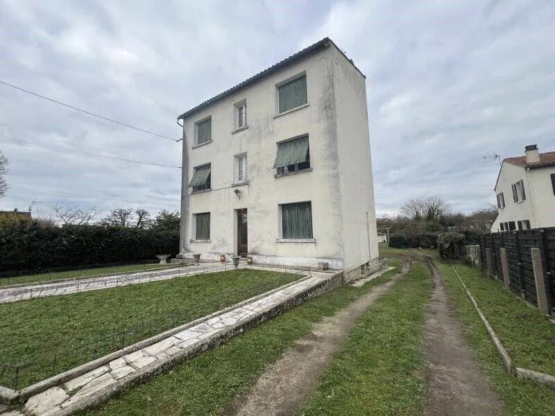 Immeuble 252 m² - Photo 1