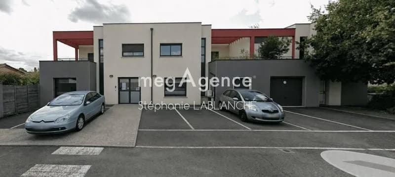 Immeuble 250 m² - Photo 1