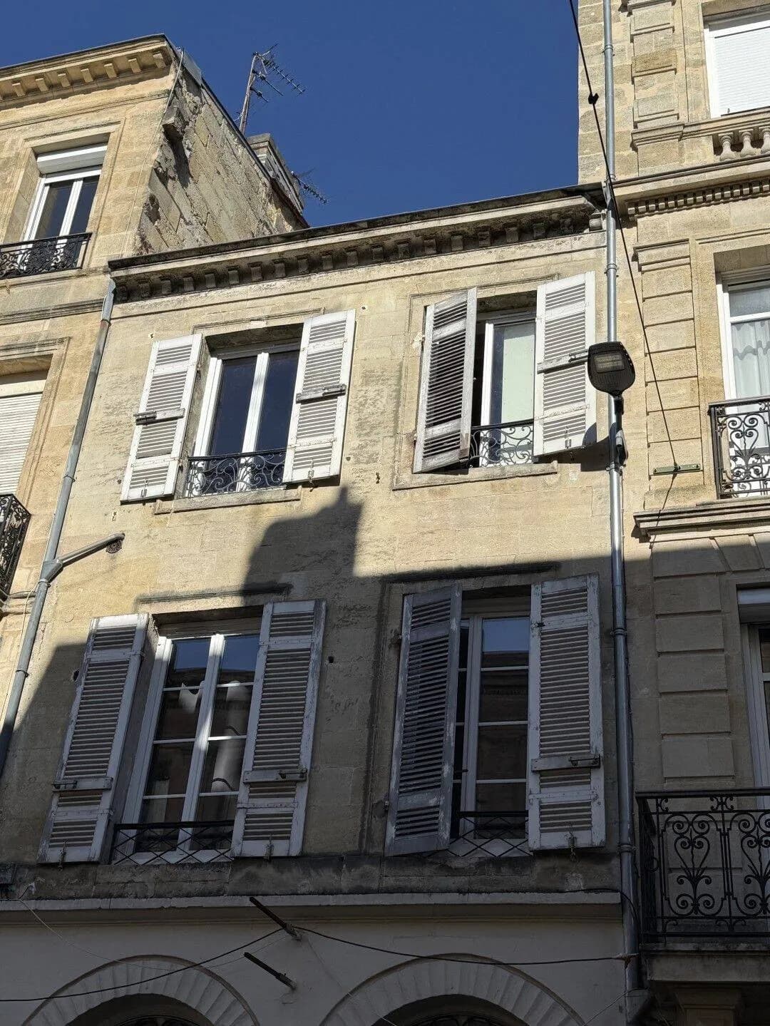 Immeuble 285 m² - Photo 1