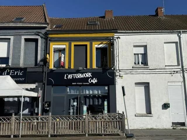 Immeuble 151 m² - Photo 1