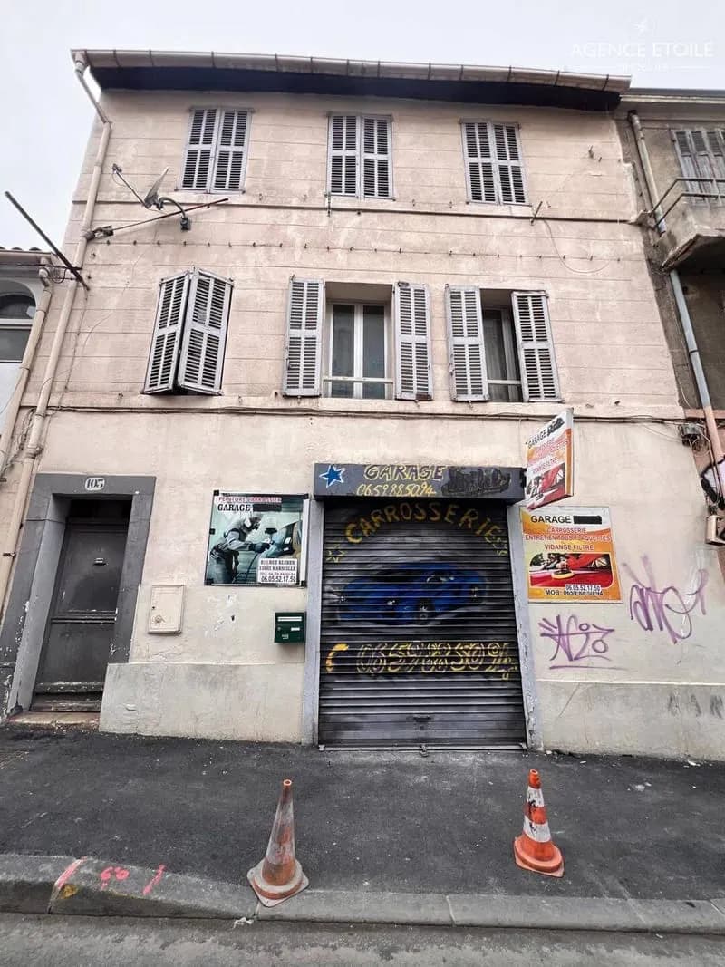 Immeuble 178 m² - Photo 1