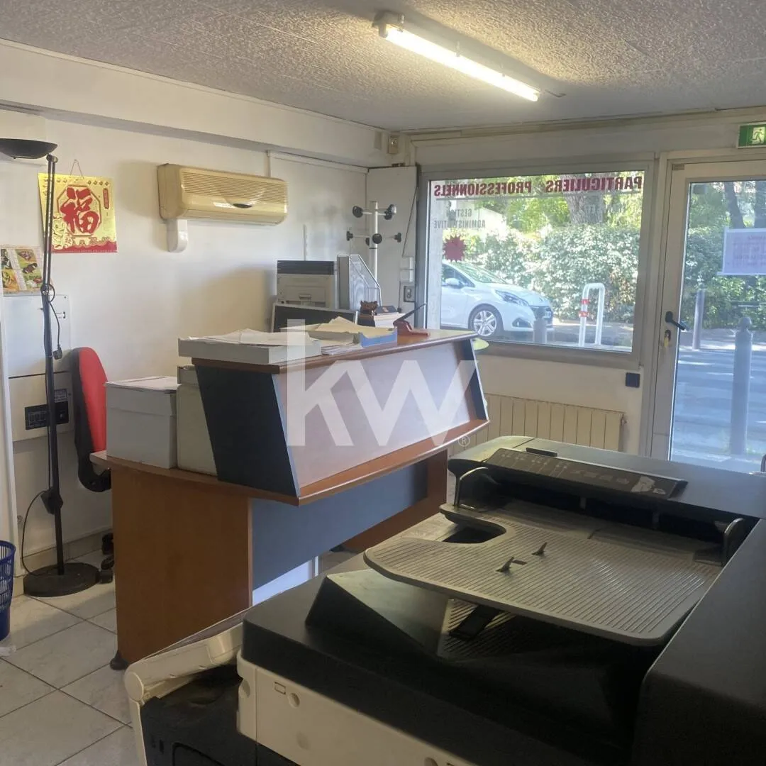 Immeuble 105 m² - Photo 1