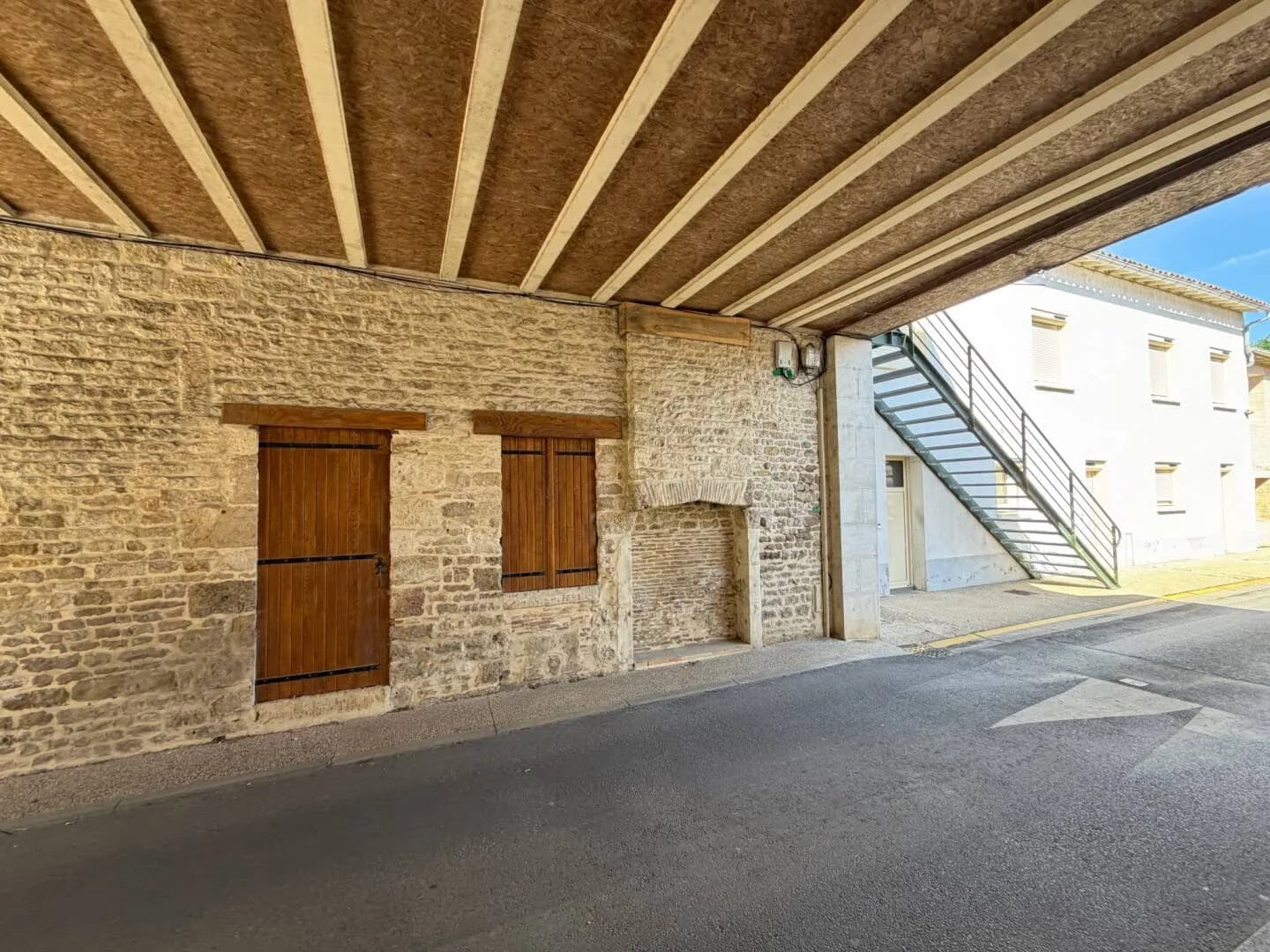 Immeuble 170 m² - Photo 1