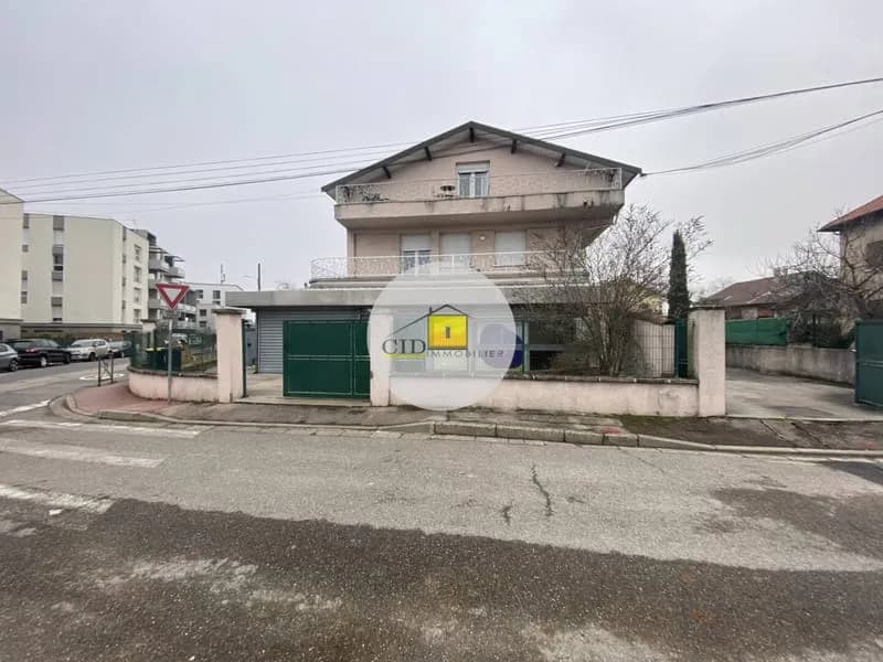 Immeuble de rapport 470 m² - Photo 1
