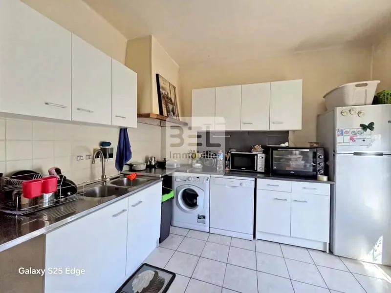 Immeuble 198 m² - Photo 1