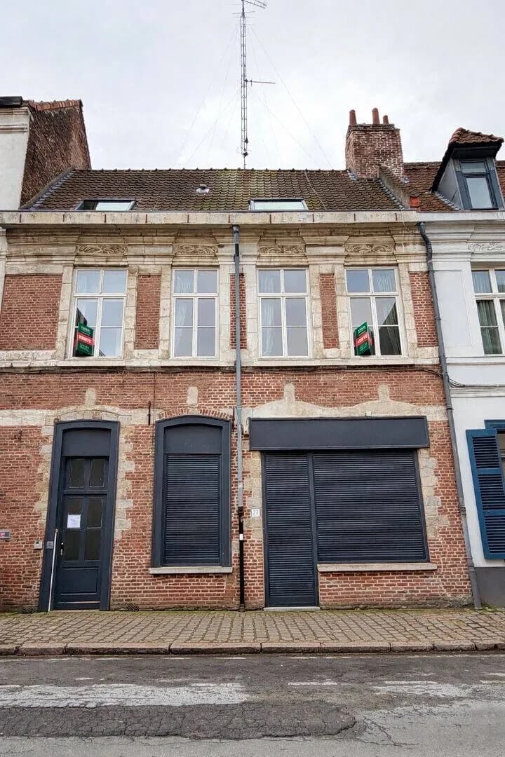 Immeuble 114 m² - Photo 1