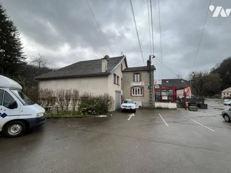 Immeuble 122 m² - Photo 1