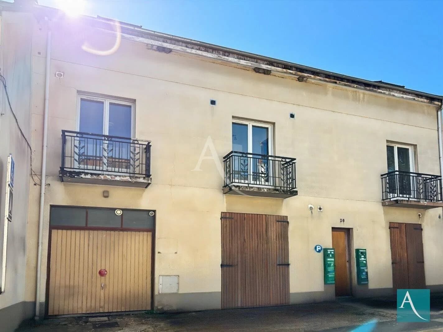 Immeuble de rapport 249 m² - Photo 1
