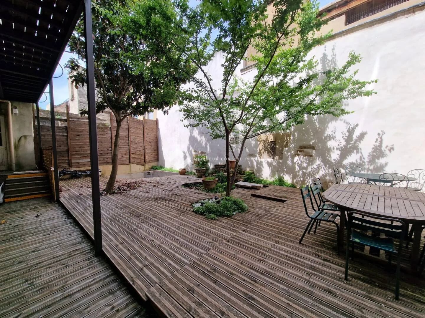 Immeuble de rapport 305 m² - Photo 1
