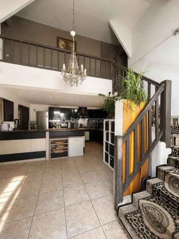 Immeuble 425 m² - Photo 1