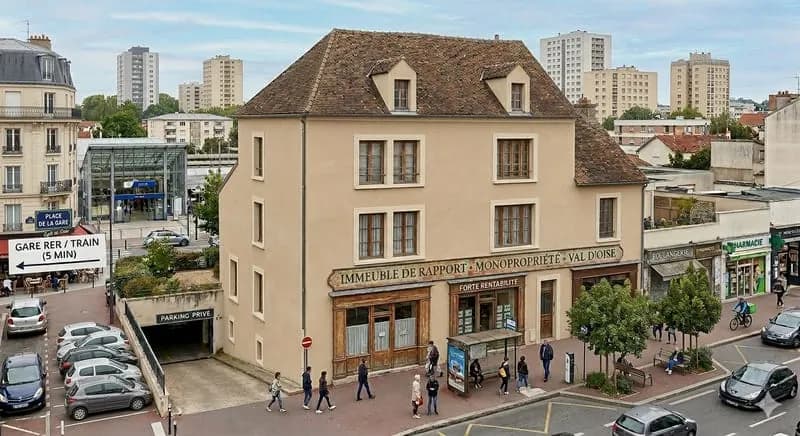 Immeuble de rapport 10 pièces 365 m² - Photo 1