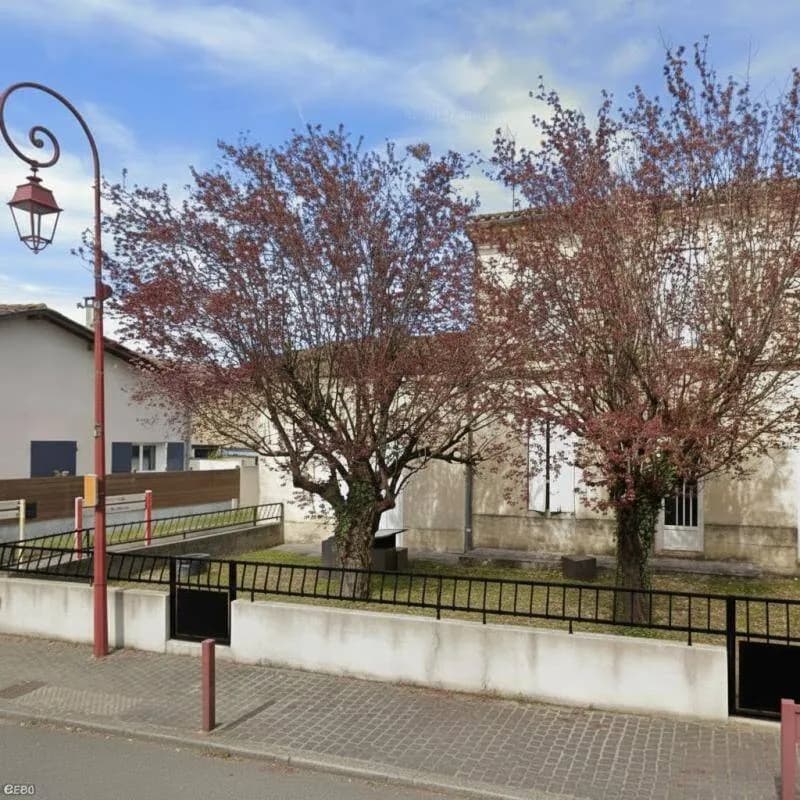 Immeuble 160 m² - Photo 1