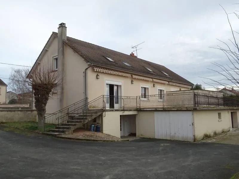 Immeuble 273 m² - Photo 1