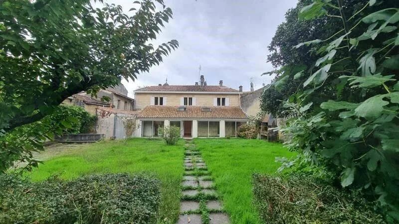Immeuble 401 m² - Photo 1