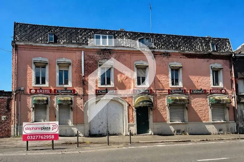 Immeuble de rapport 10 pièces 350 m² - Photo 1