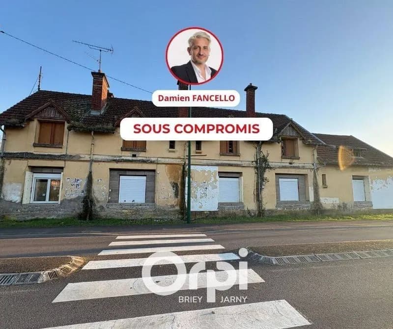 Immeuble 200 m² - Photo 1
