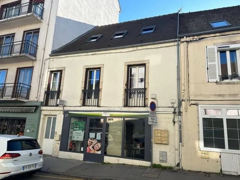Immeuble 205 m² - Photo 1