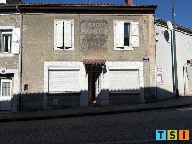 Immeuble 93 m² - Photo 1