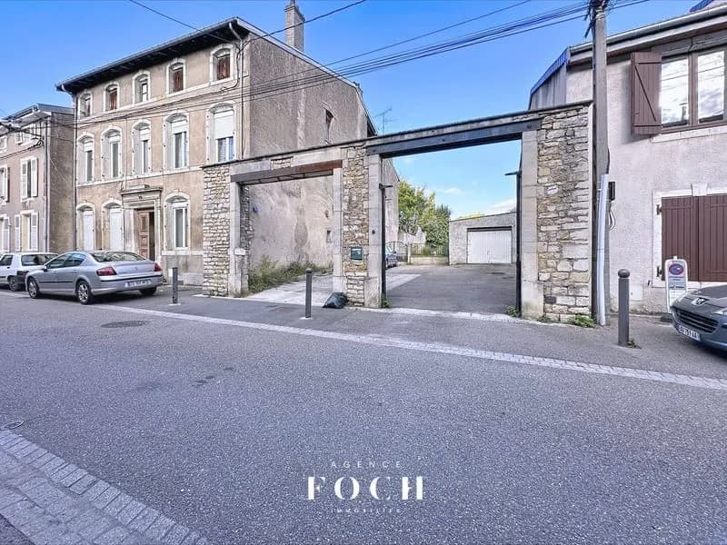 Immeuble de rapport 275 m² - Photo 1