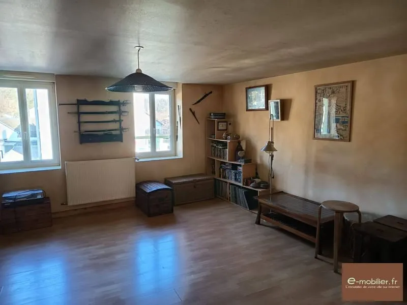 Immeuble 218 m² - Photo 1