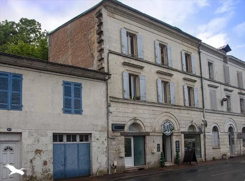 Immeuble 239 m² - Photo 1
