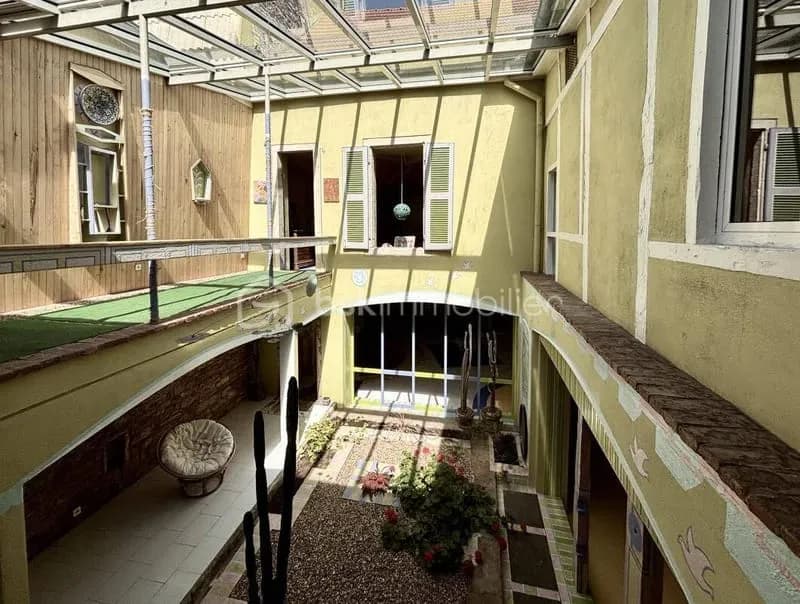 Immeuble 390 m² - Photo 1