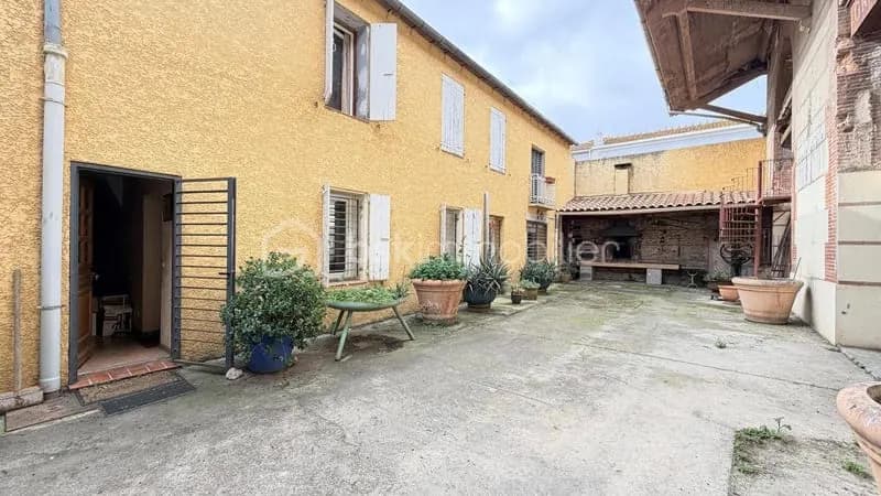 Immeuble 558 m² - Photo 1