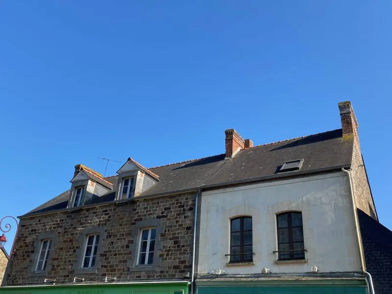 Immeuble 80 m² - Photo 1