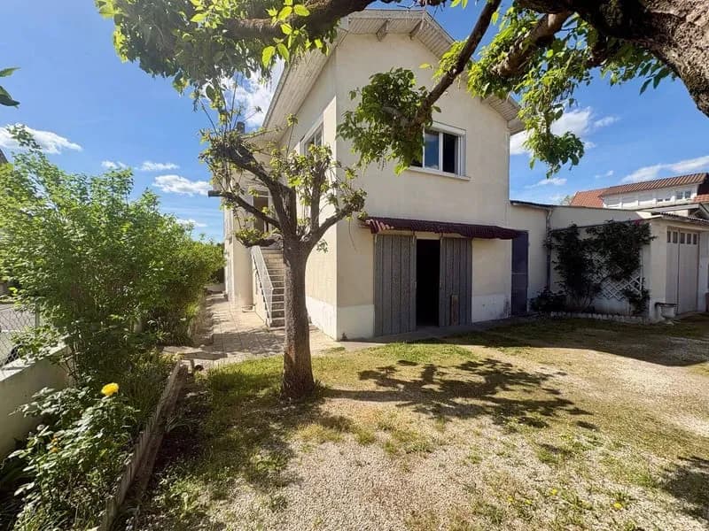 Immeuble 126 m² - Photo 1