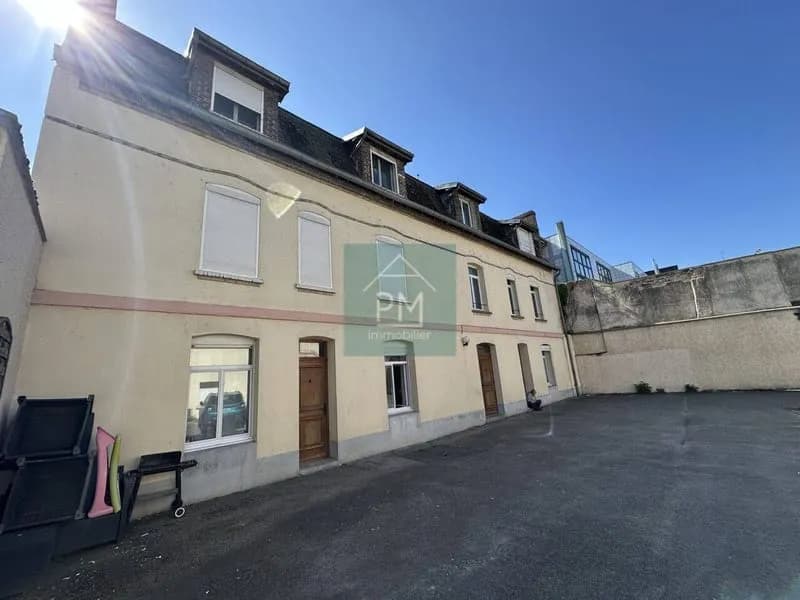 Immeuble 617 m² - Photo 1
