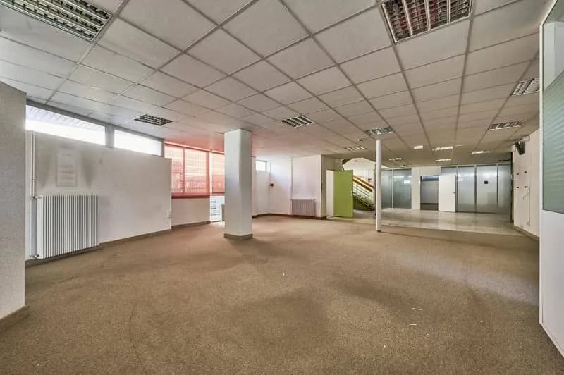 Immeuble 1193 m² - Photo 1