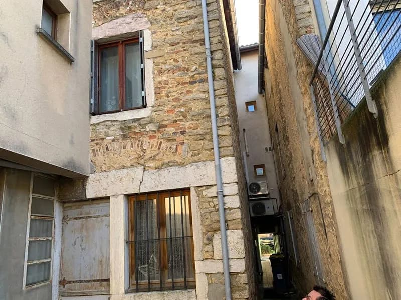 Immeuble 137 m² - Photo 1