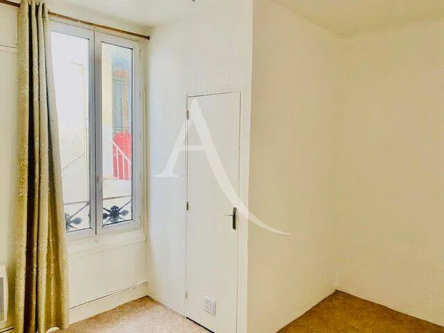 Immeuble 85 m² - Photo 1