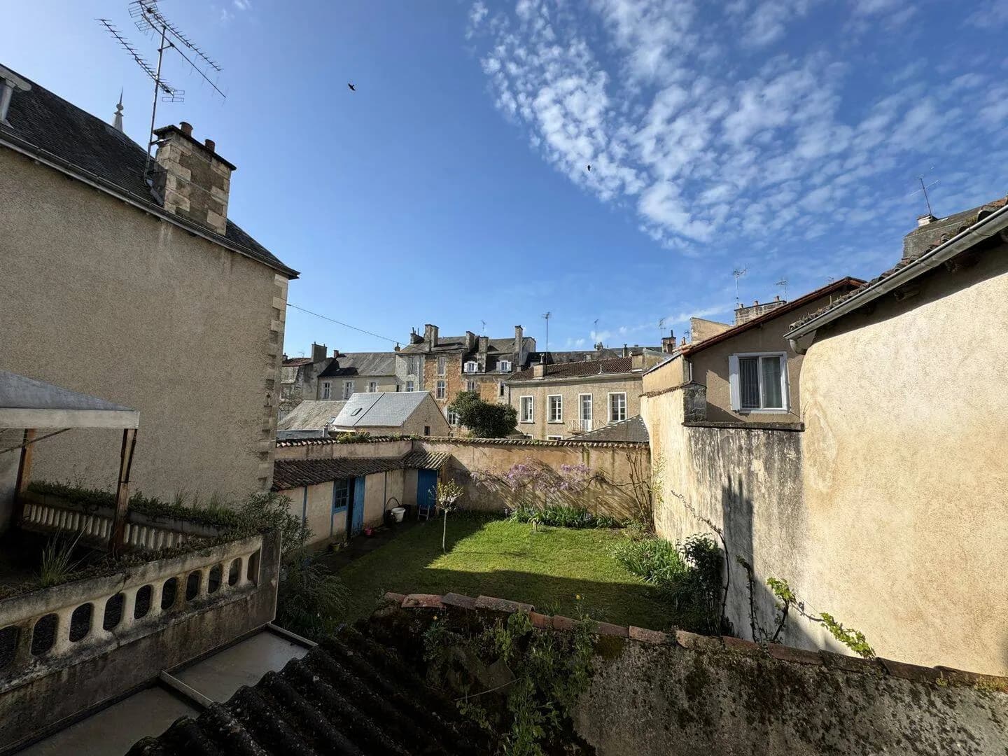 Immeuble de rapport 92 m² - Photo 1
